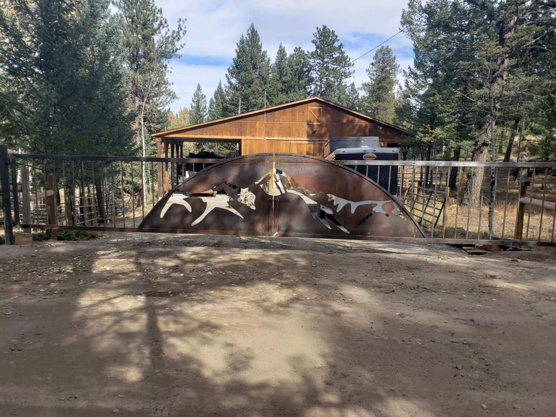 Custom Ranch gate with cnc art work (Copy)