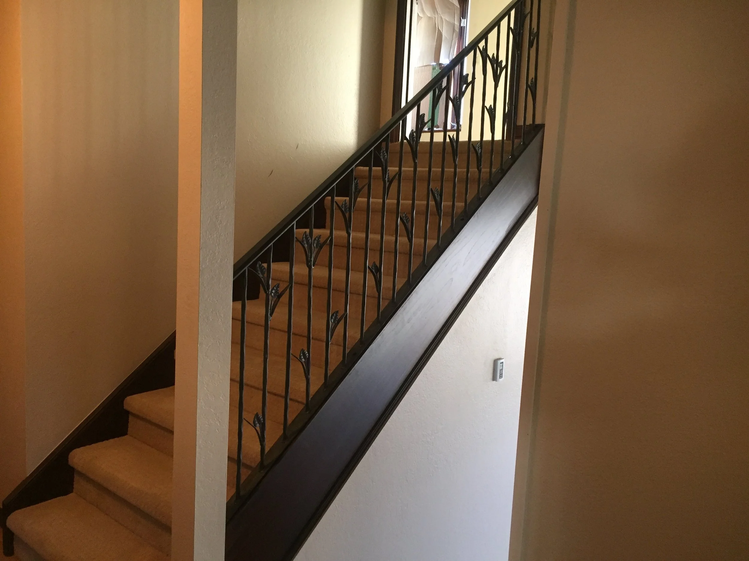stair railing metal leaf.jpg