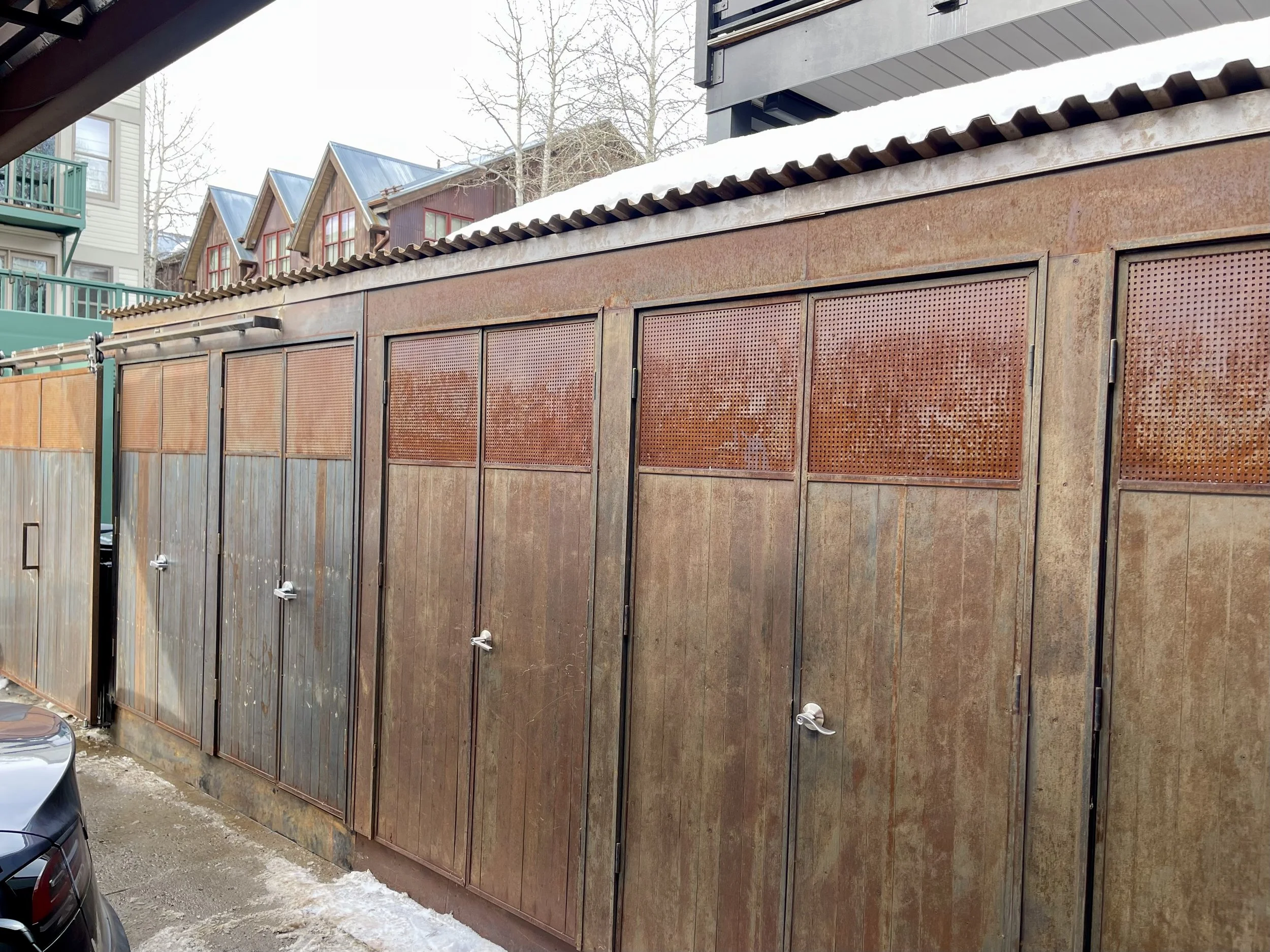 steel-ski-lockers-with-trash-enclosure-telluride-welding.jpg