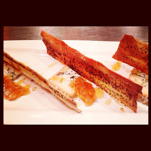 Valdeon Blue Cheese, Honeycomb & Poppy Seed Lavash