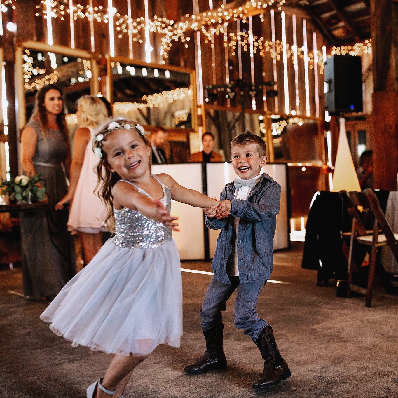 &ldquo;#Children have neither past nor future;
they enjoy the present, which very few of us do.&rdquo;
-Jean de la Bruyere

.
.
.
.
#springhillestate #springhillweddings #caliweddings #countryside #weddingphotography #weddingdestination #weddingvenue