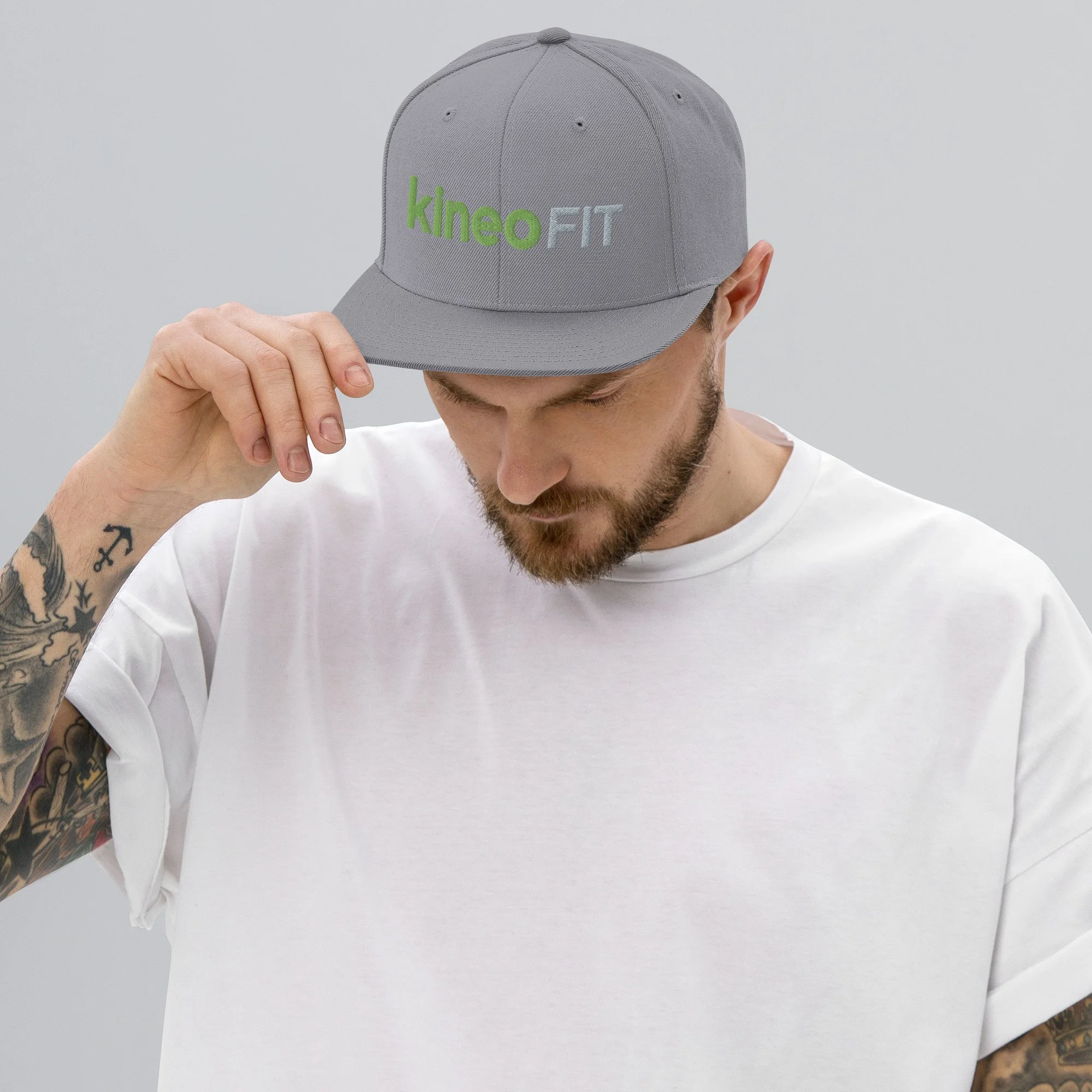 classic-snapback-silver-front-6421c47239e62.jpg