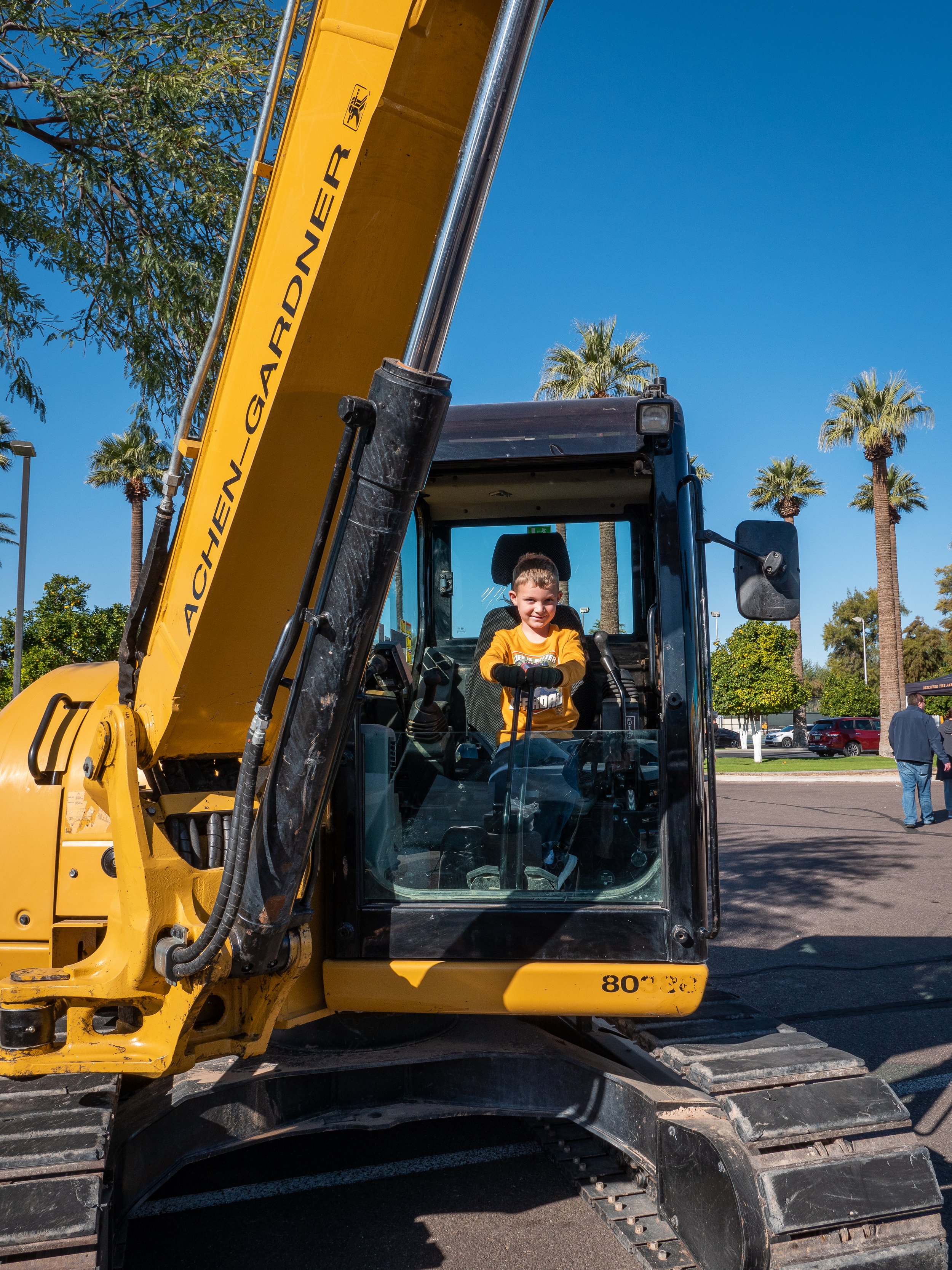 2022 Litchfield Touch-A-Truck 07.jpg