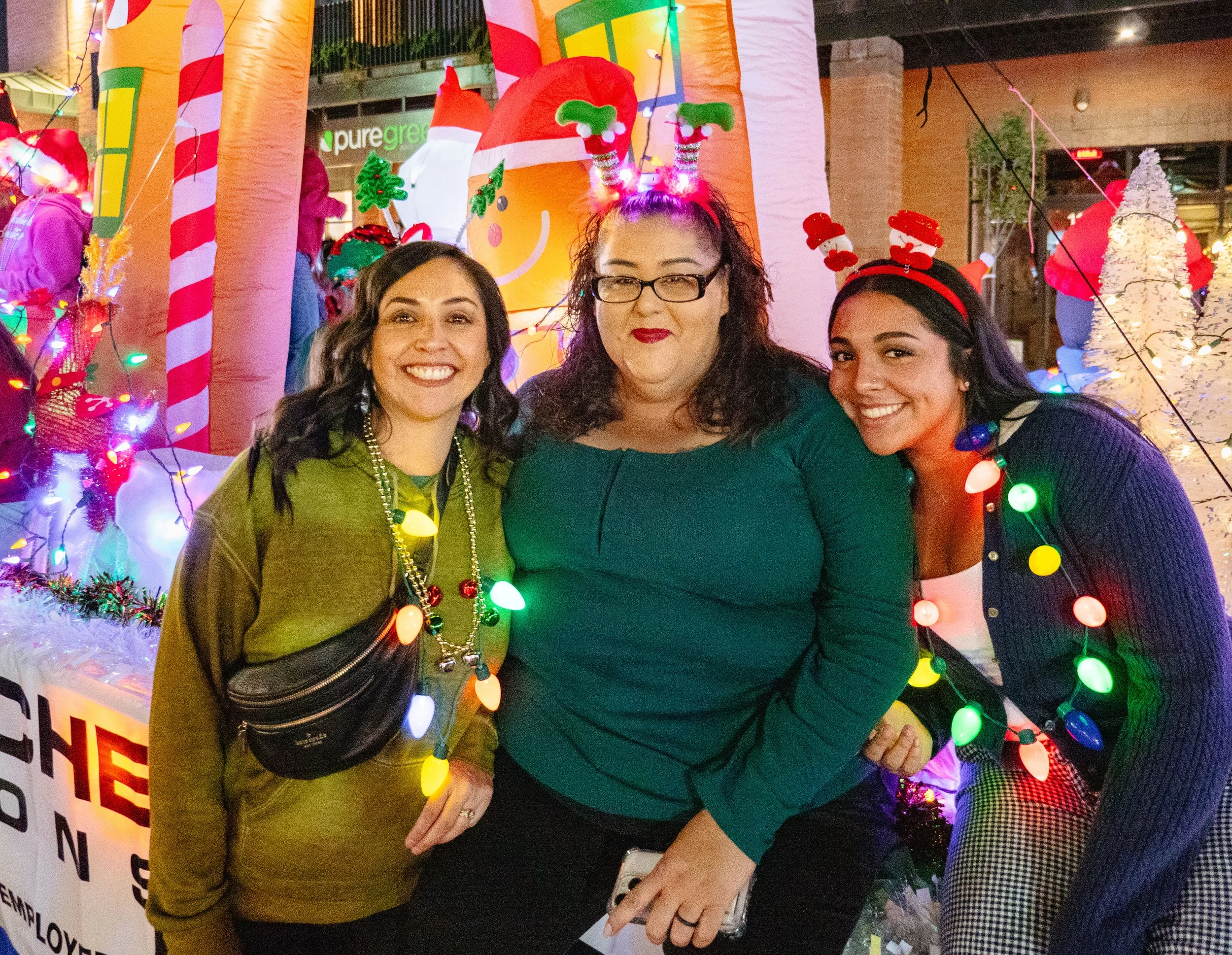 Tempe Fantasy of Lights Parade 2025 5 small.jpg