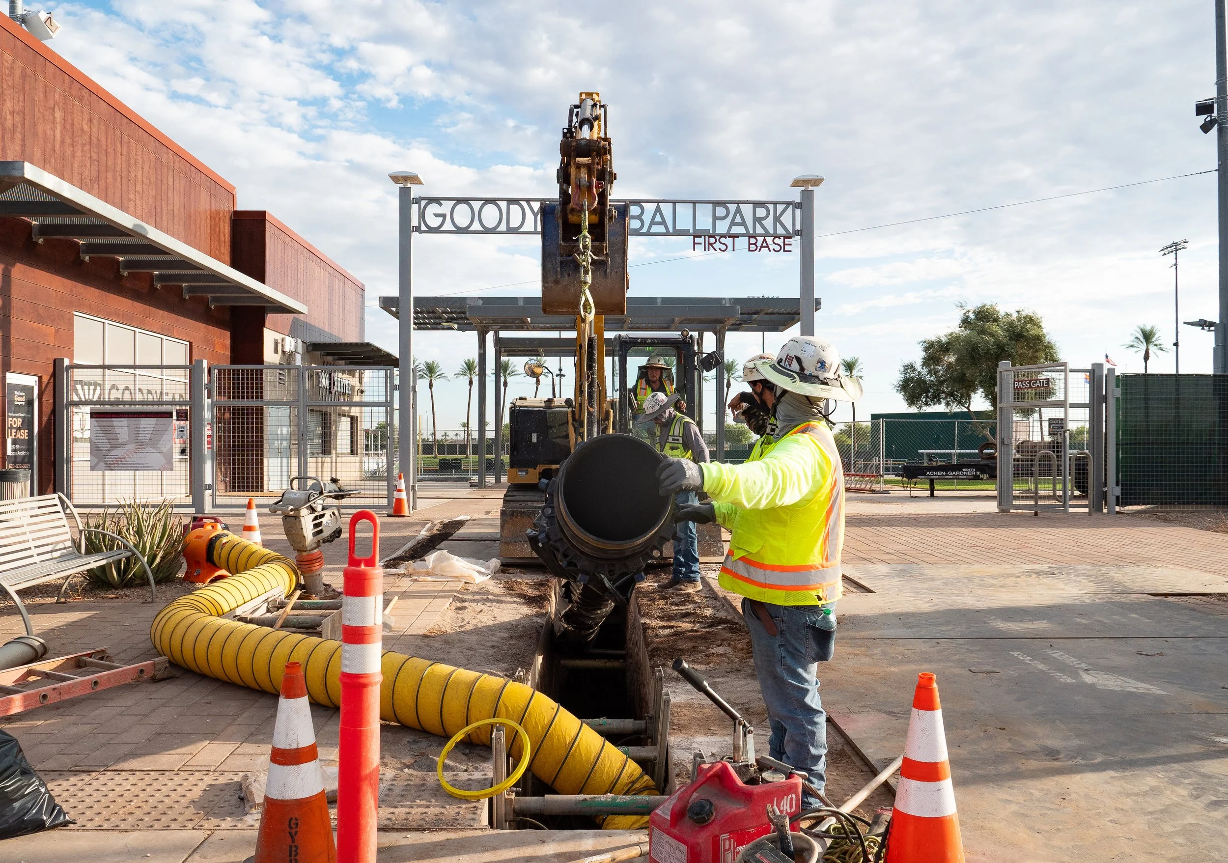 4215100 Underground Infrastructure JOC 25 small.jpg