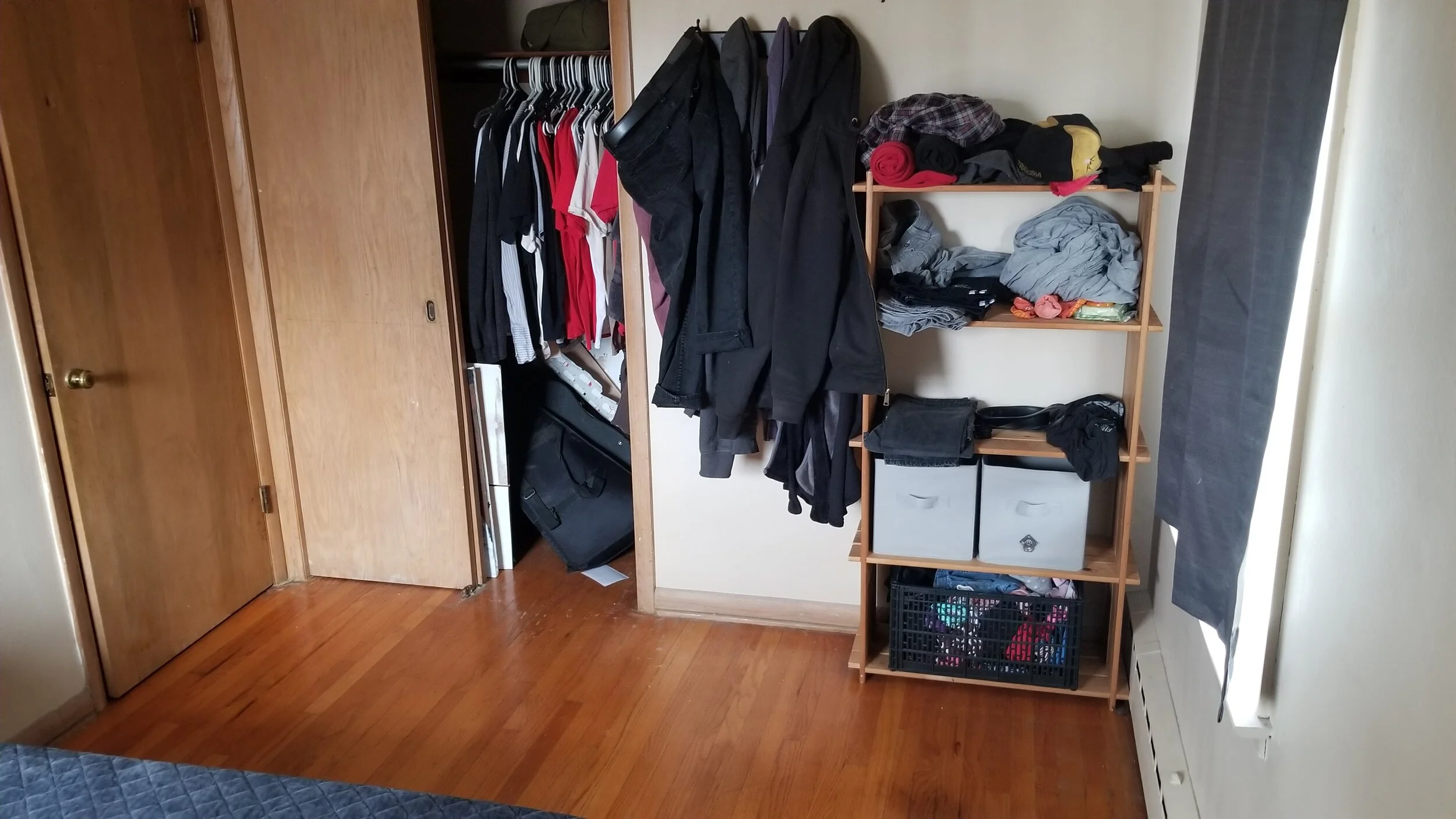 Smaller bedroom 2.jpg