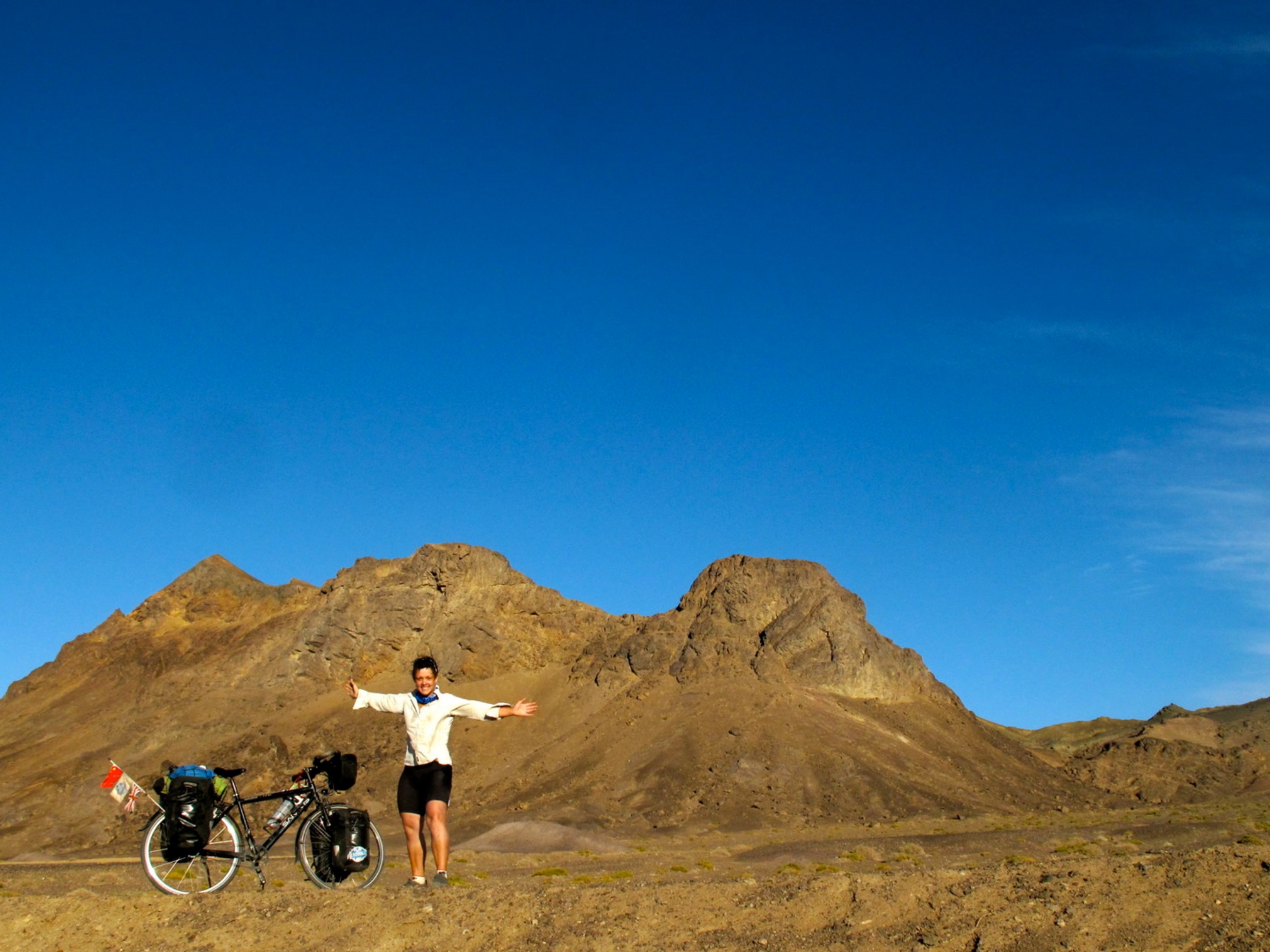 HOME Sarah Outen traverses the globe by bike, kayak and rowing boat, travelling over 20,000 miles by human power alone. This film intimately and unflinchingly captures Sarah’s journey, telling a story of heart and soul, of struggle and joy, and one woman’s trek towards true emotional acceptance. Run time: 1 hour 31 minutes Director: Jen Randall Download: full size image Download: square image
