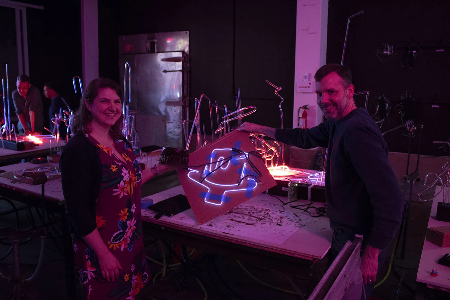 Instructor Will and a student with her finished piece on the last day of class. Image © 2018 WNSA.