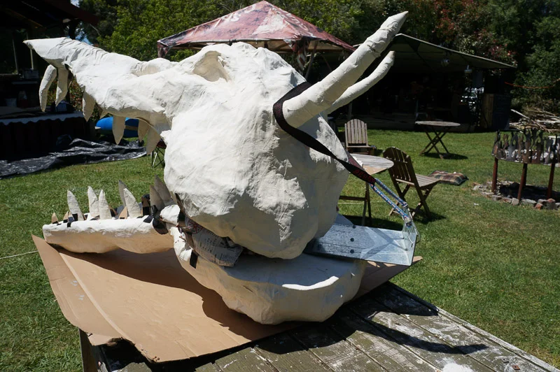 Finally, mounted the top and bottom jaw on a metal bracket which was then mounted to the top of the stage.&nbsp;