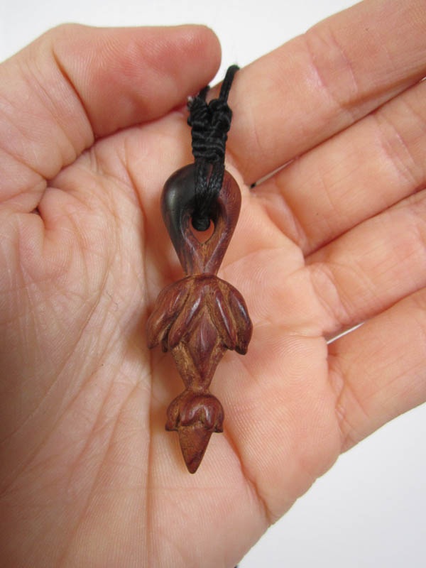 Temple - 5.5 cm x 2 cm Teak wood pendant