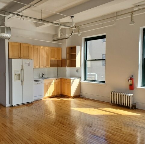 11th Floor Pantry
