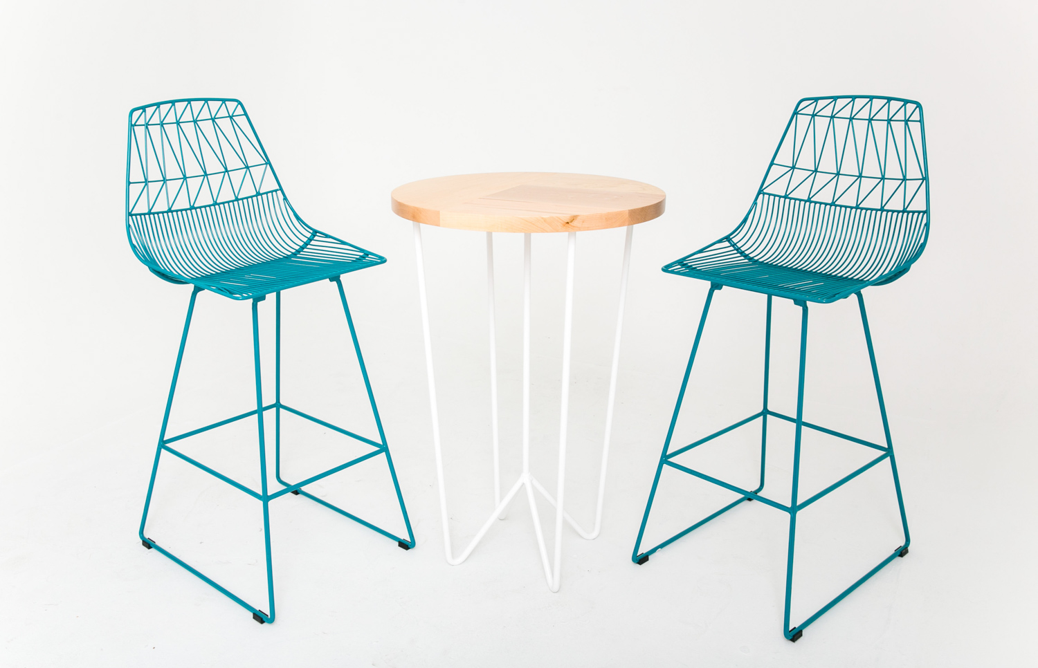 Yeah! Highboy w/ Bend Barstools