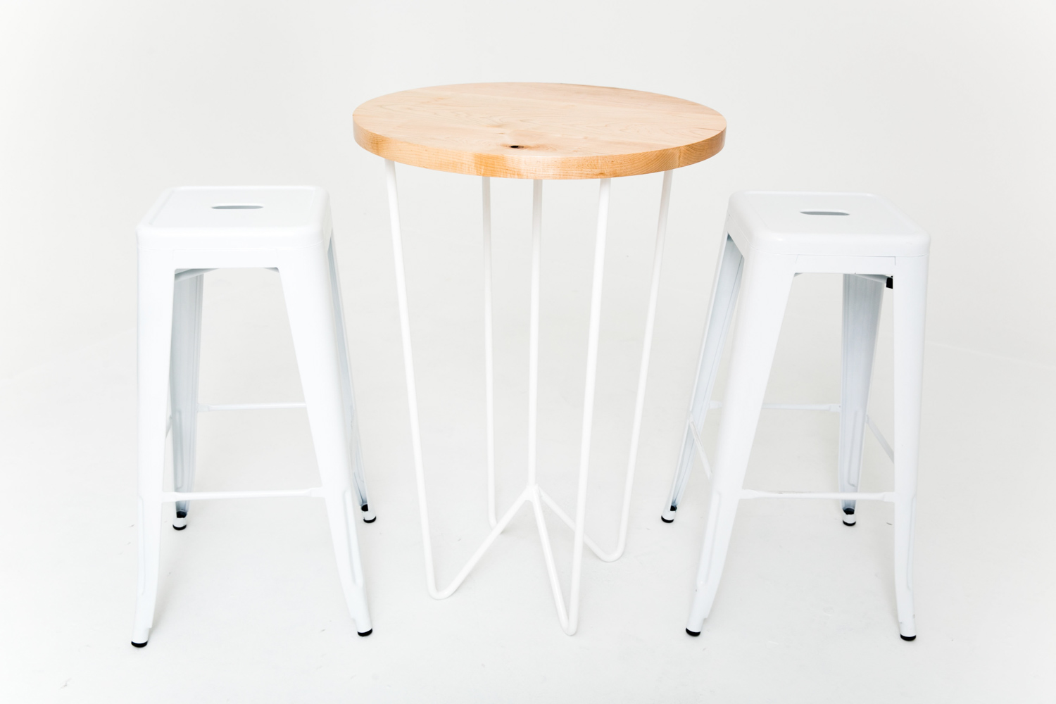 Yeah! Highboy w/ Yeah! Barstools White