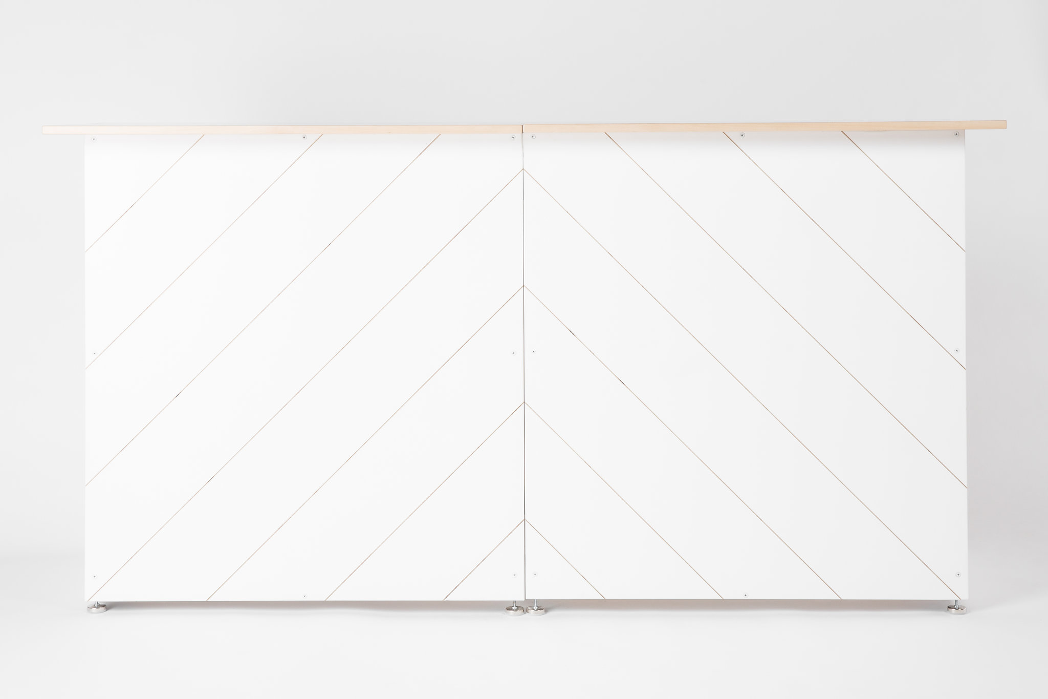 White Bar