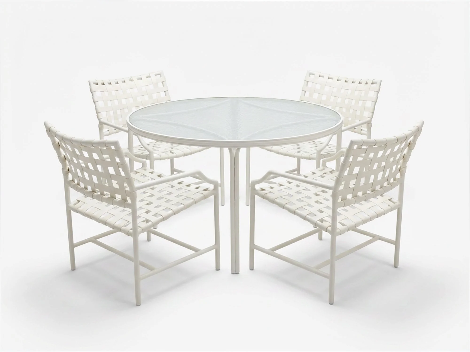 Tropitone-Dining-Set-01.jpg
