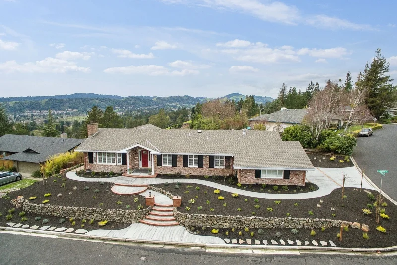 42 lambeth square, Moraga, CA Listed: $1,650,000 Sold: $1,810,000 Represented seller