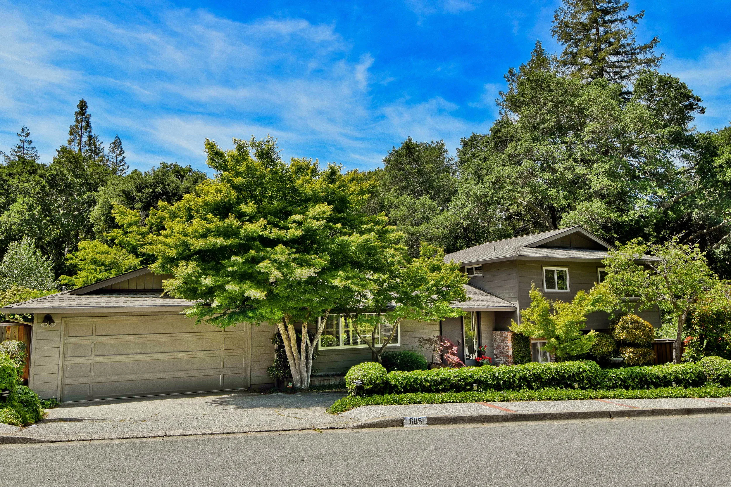 685 Glorietta Blvd, Lafayette, ca sold: $1,200,000 represented seller