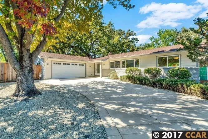 56 Clifton Ct..jpg