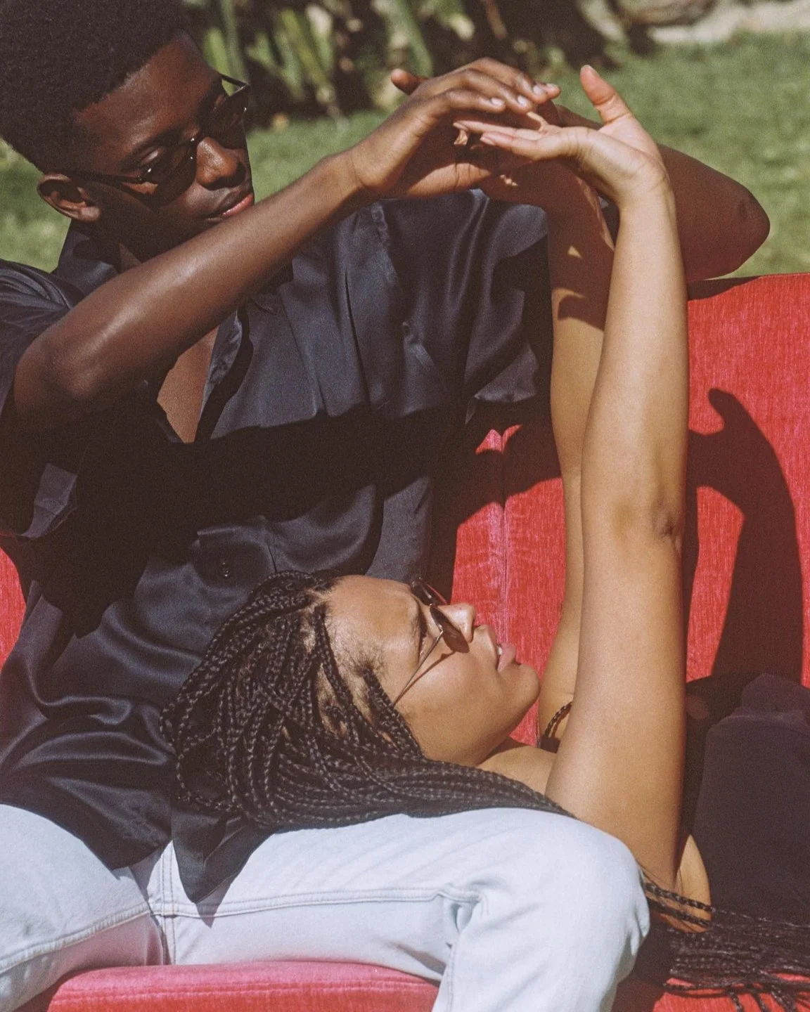 What to Avoid When You’re NEWLY DATING SOMEONE