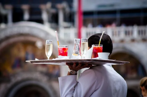 Server with Drinks S.jpg