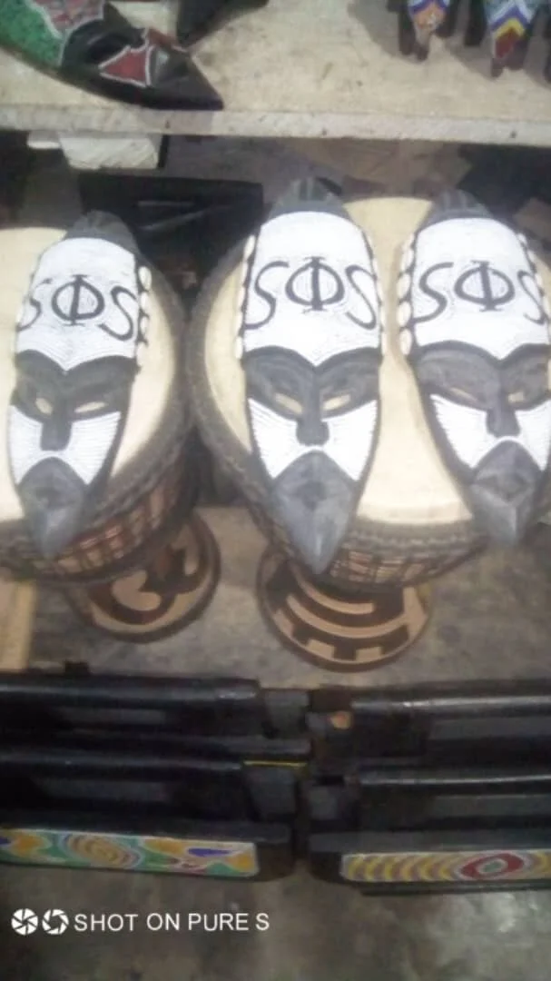 080727E7-FCB1-43B4-9E6F-5DFEDC230FD9