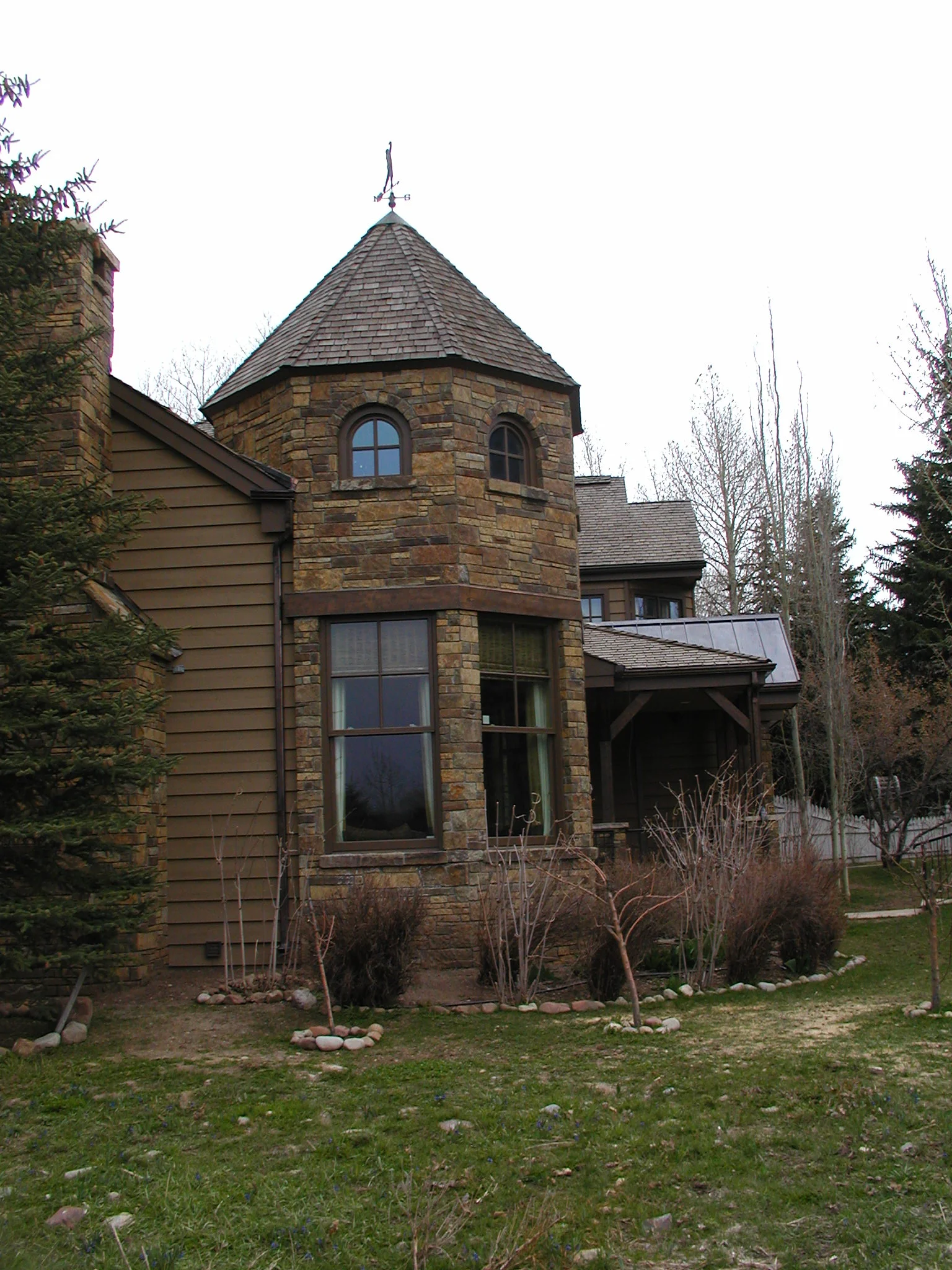 916 W. Smuggler - Complete