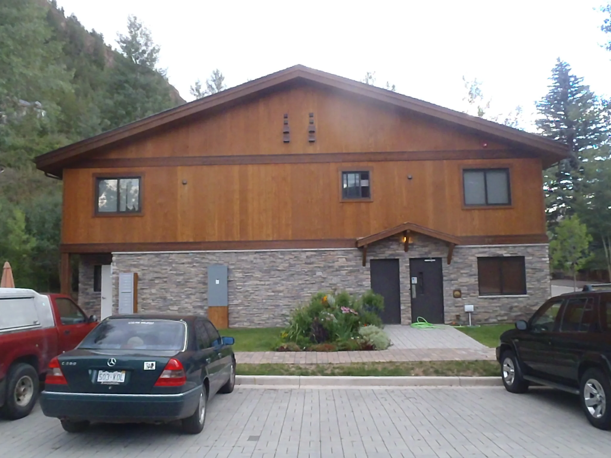 301 W. Hyman - Ajax Apartments