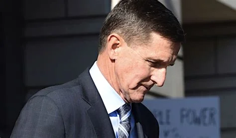 Flynn with head down looking right.jpg