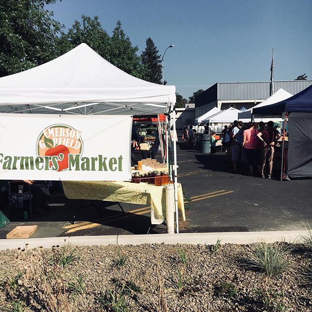 The @emersongarfieldmarket is happening right now! Come join us from 3-7pm. The KERNEL program today is a scavenger hunt, so bring your little ones for a day of fun!