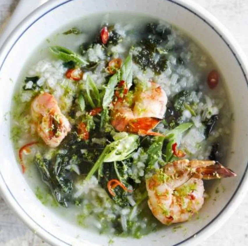 One Pot, 20 min Vietnamese Prawn &amp; Rice Soup