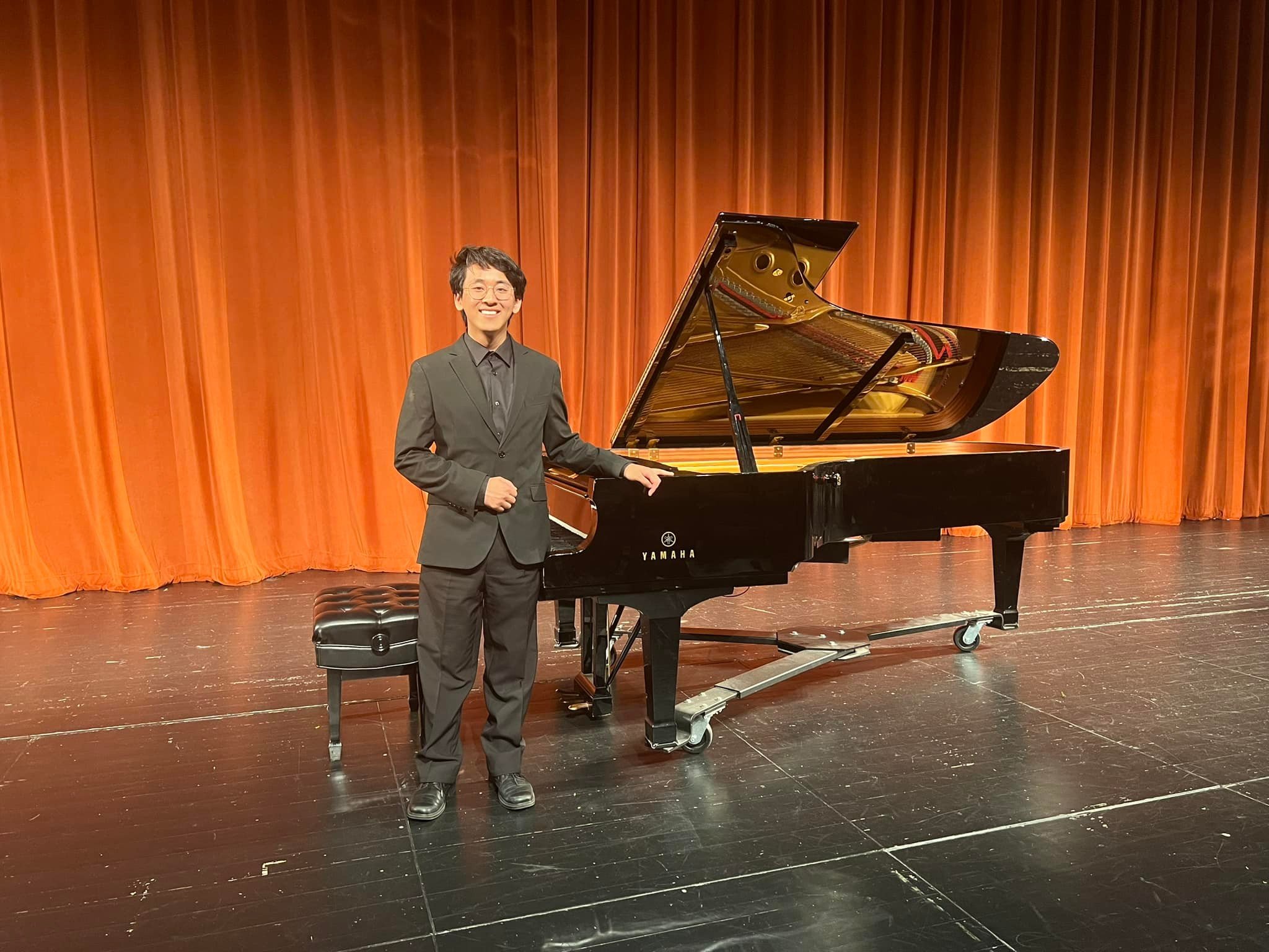 Congratulations to junior band member, Thomas Yang, on brilliant recital performance yesterday afternoon! Nearly an hour of completely memorized, carefully prepared, and incredibly musical piano playing. If you were there, you witnessed something tru