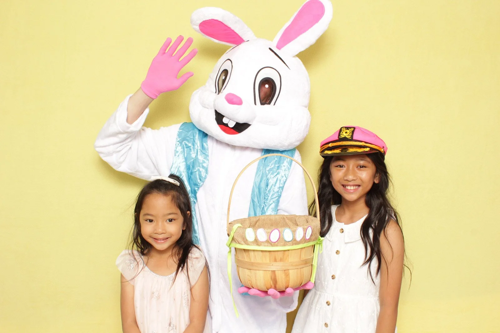 Mater Dei Eggstravaganza