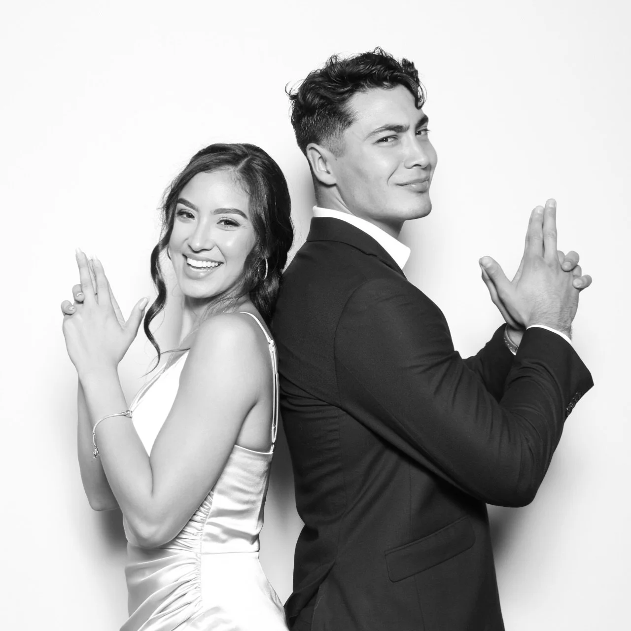 Take your best shot 📸
.
.
.
#ocphotobooth #losangelesphotobooth #photoboothrental #weddingphotobooth #ocwedding