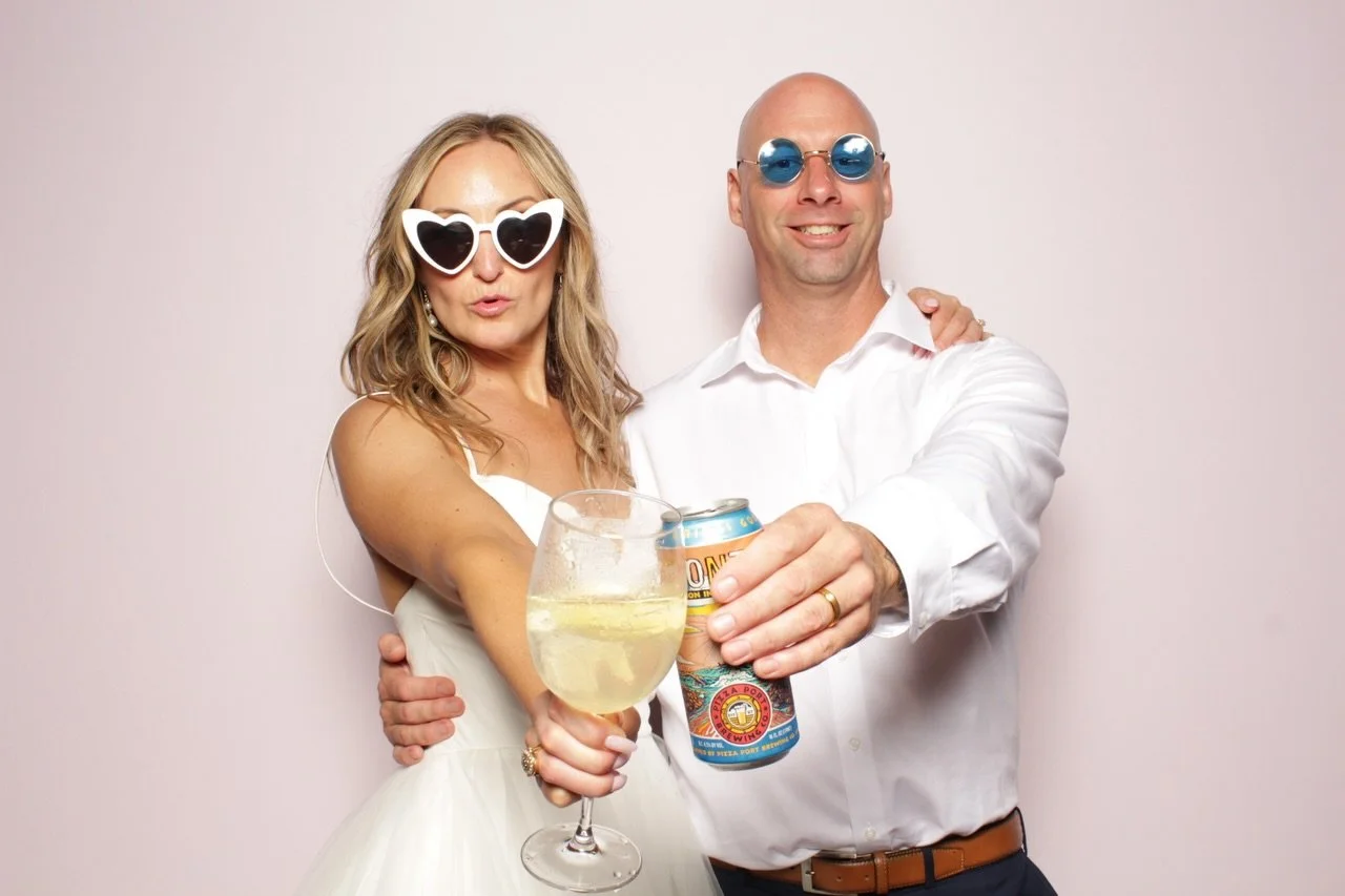 Alison &amp; Tony&rsquo;s Wedding
San Clemente Historic Cottage | San Clemente, CA
.⁠
.⁠
.⁠
.⁠
.⁠
⁠.⁠
.⁠
.⁠
.⁠
.⁠
⁠
Venue: @schistoriccottage 
#ocphotobooth #losangelesphotobooth #photoboothrental #weddingphotobooth #ocwedding
