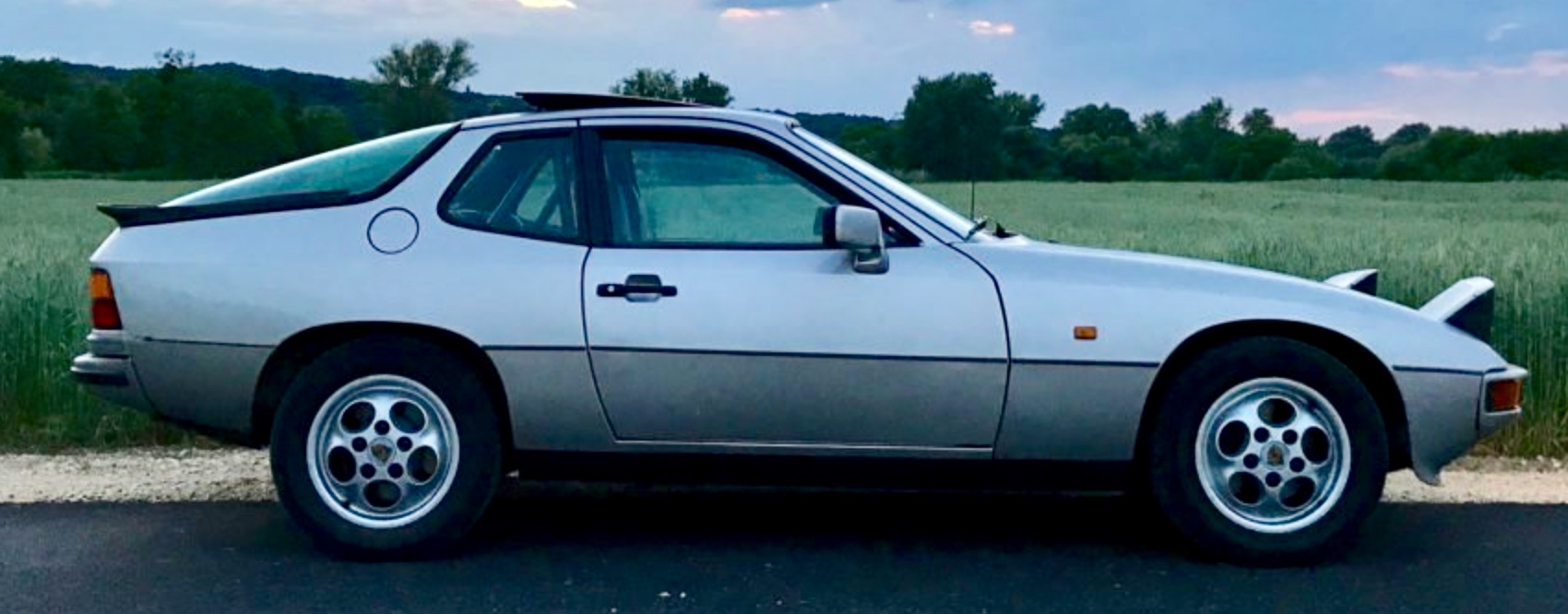 Porsche 924.