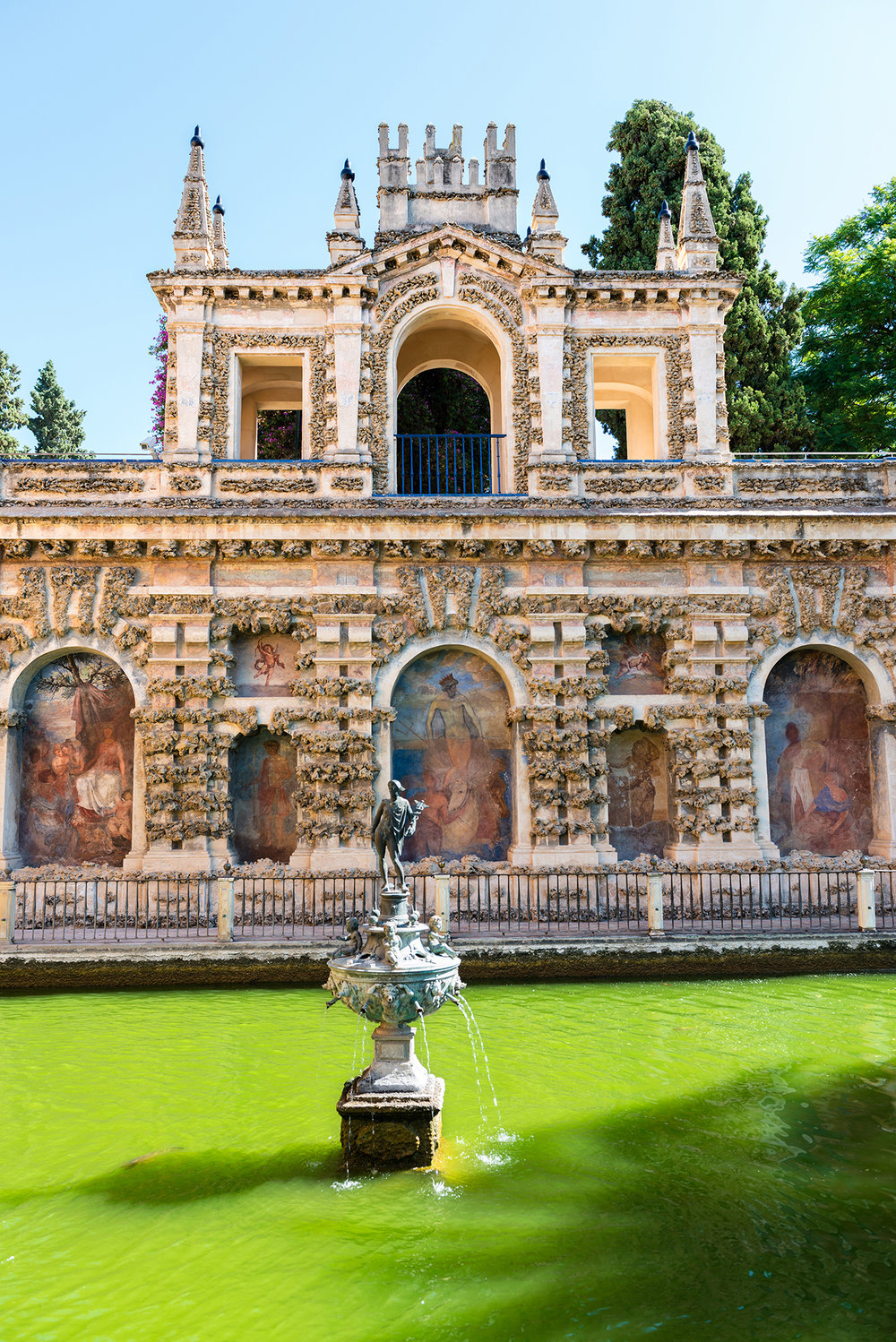 Gardens and fountain in the Alcazar of Seville