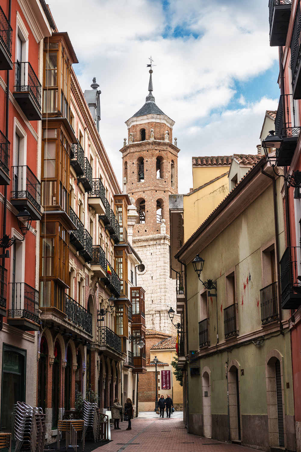 Narrow street in Valladolid’s city center