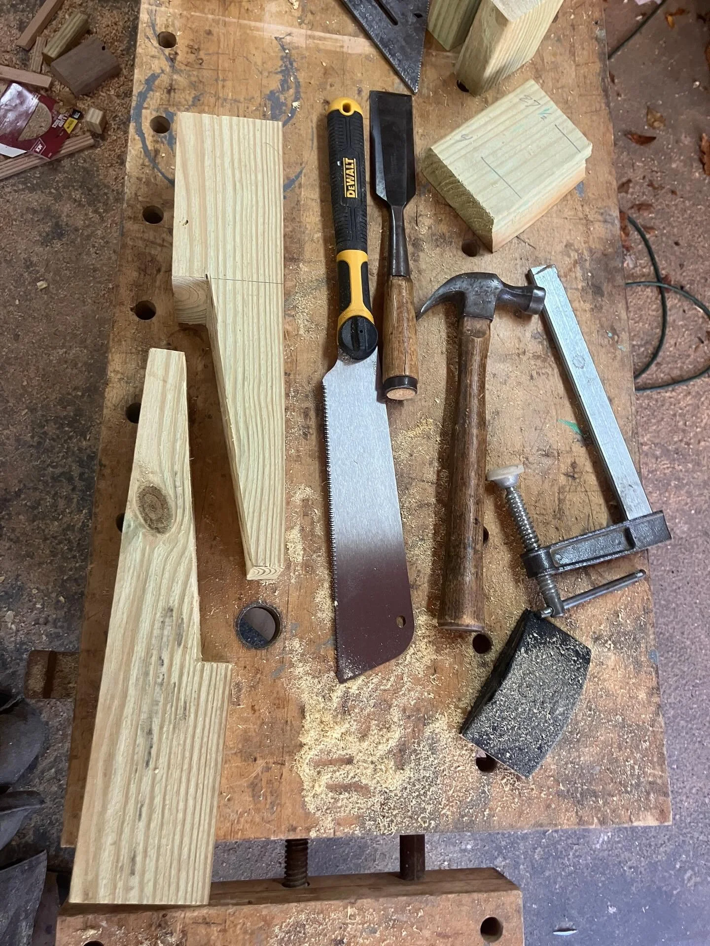 Some very 101 joinery for the rail