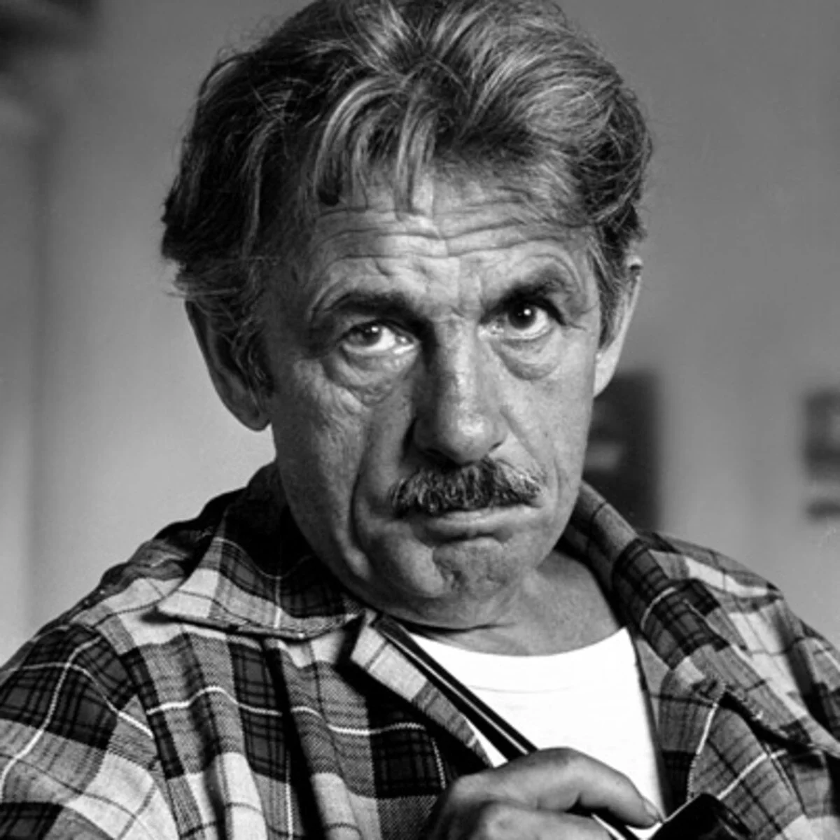thomas-hart-benton-9208158-1-402.jpg