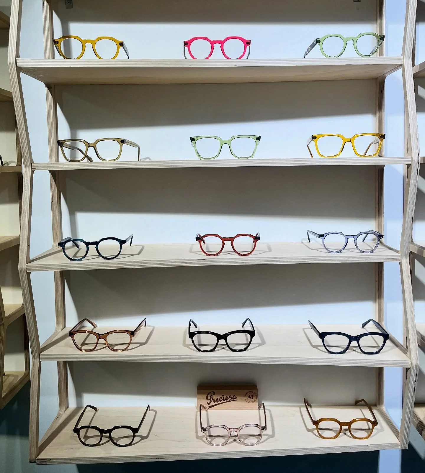 You just have to come see this collection in person. It&rsquo;s handcrafted to perfection with the most wonderfully curated colours. We&rsquo;re absolutely obsessed! 😍 @frameholland