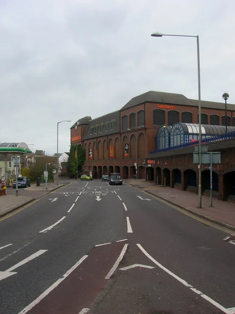 Teenager sentenced for stealing a motorbike and driving friends around the city