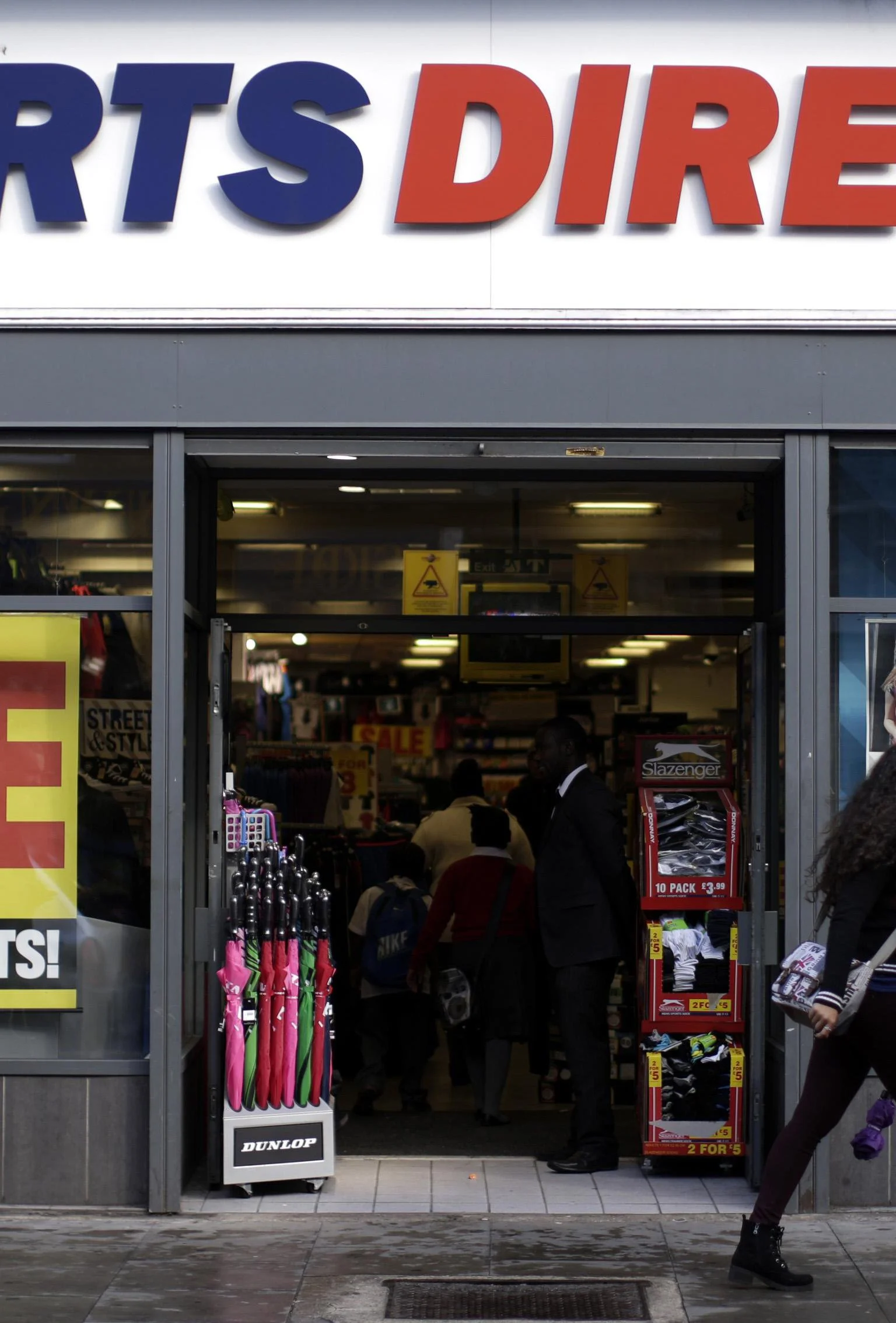Facial recognition used by Sports Direct.