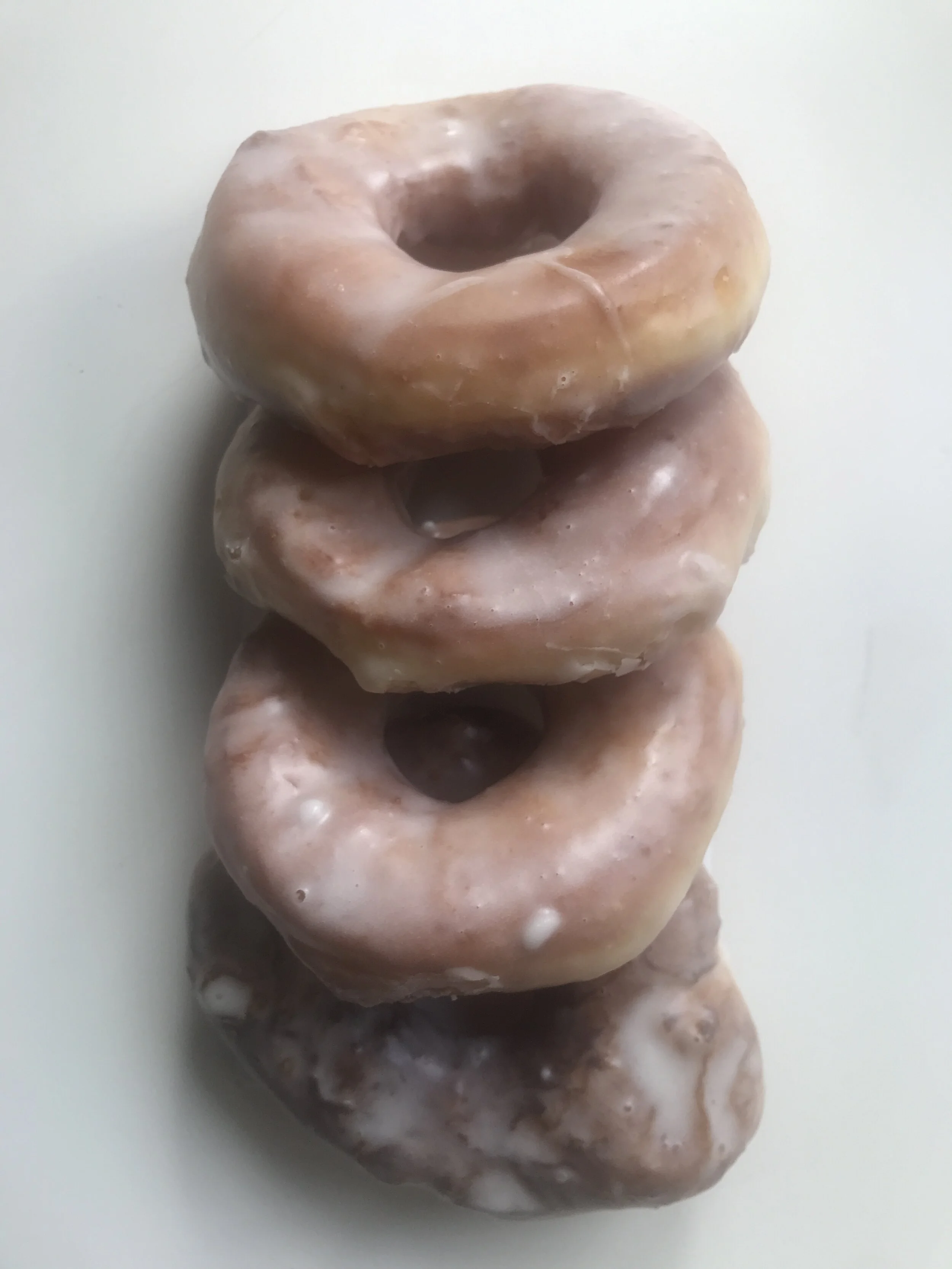 PLAIN GLAZED DONUTS (2s)