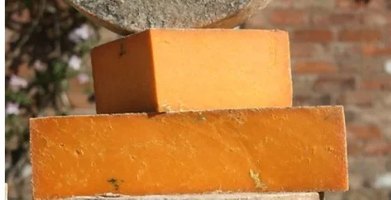 SPARKENHOE RED LEICESTER, Smoked and unsmoked.