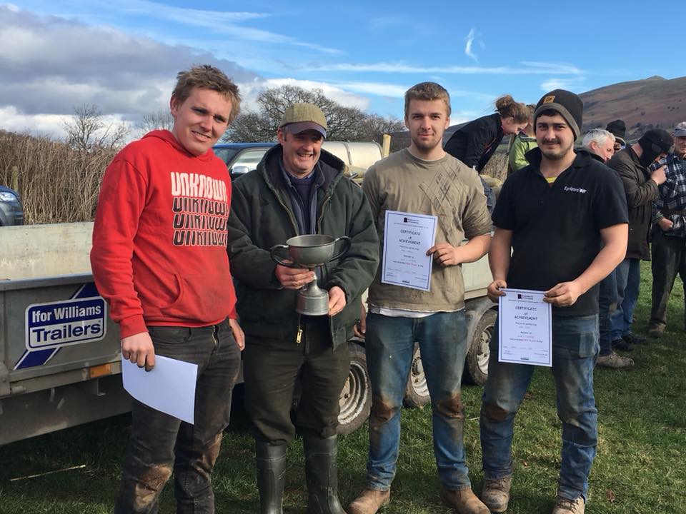 Fence Erecting Competition 