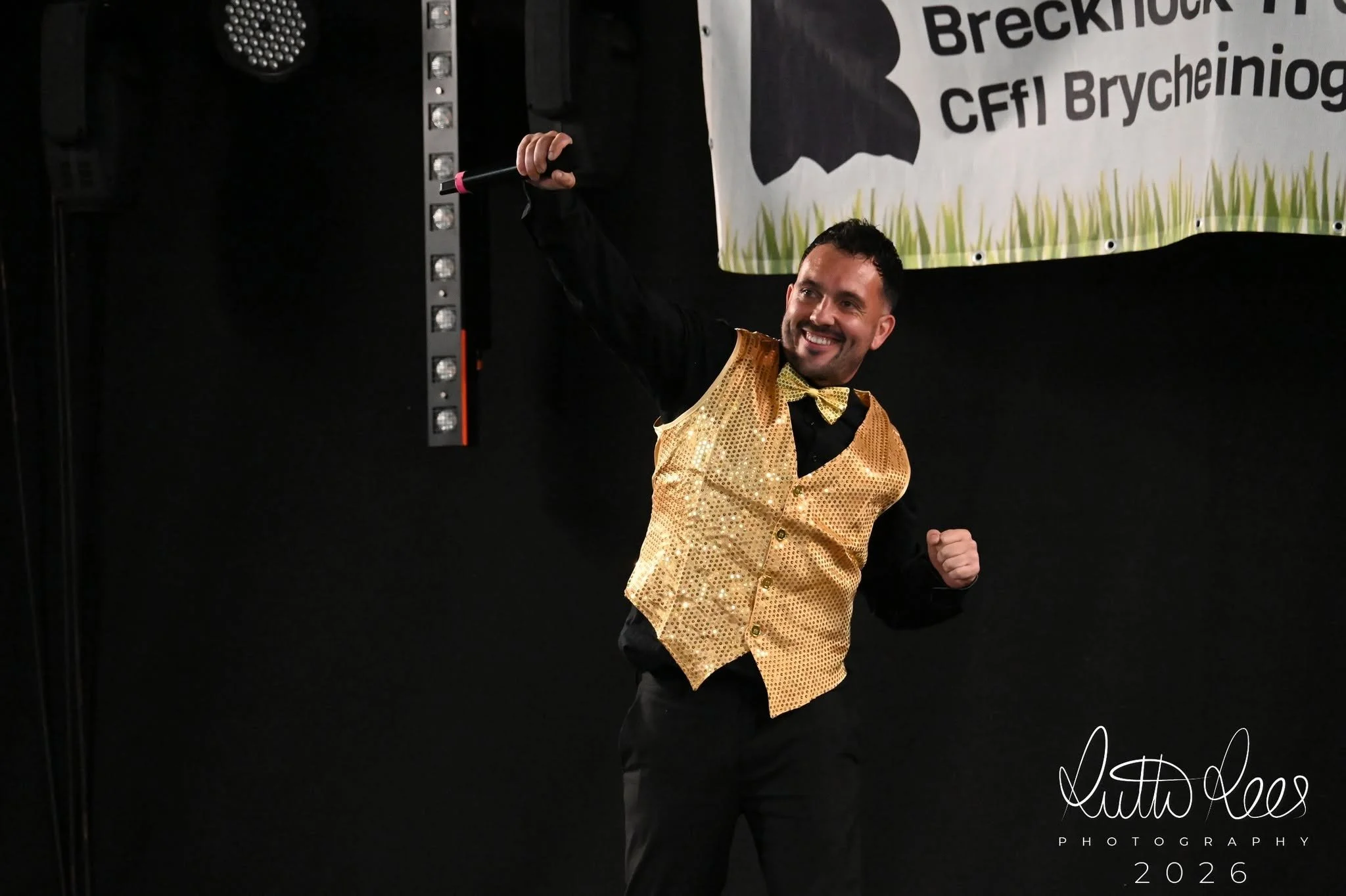 719689944_1680647966768394_2546438829338278874_n.jpg