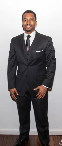 Jonathan J.C. Grey '04