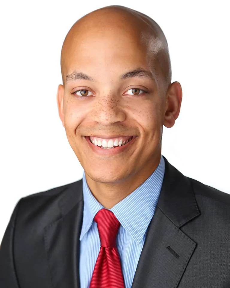 Geoffrey Bennett '02