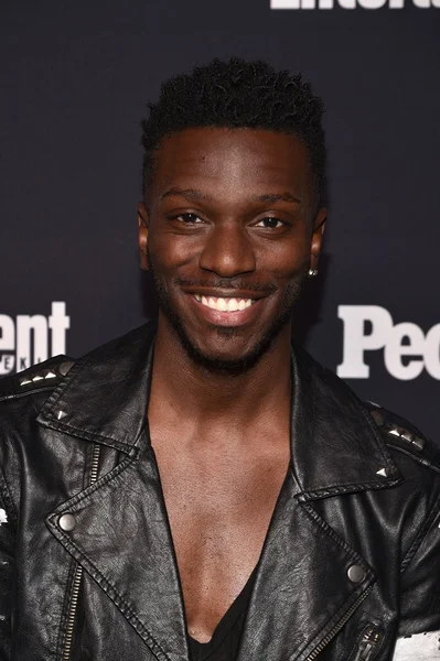 Bernard David Jones '07