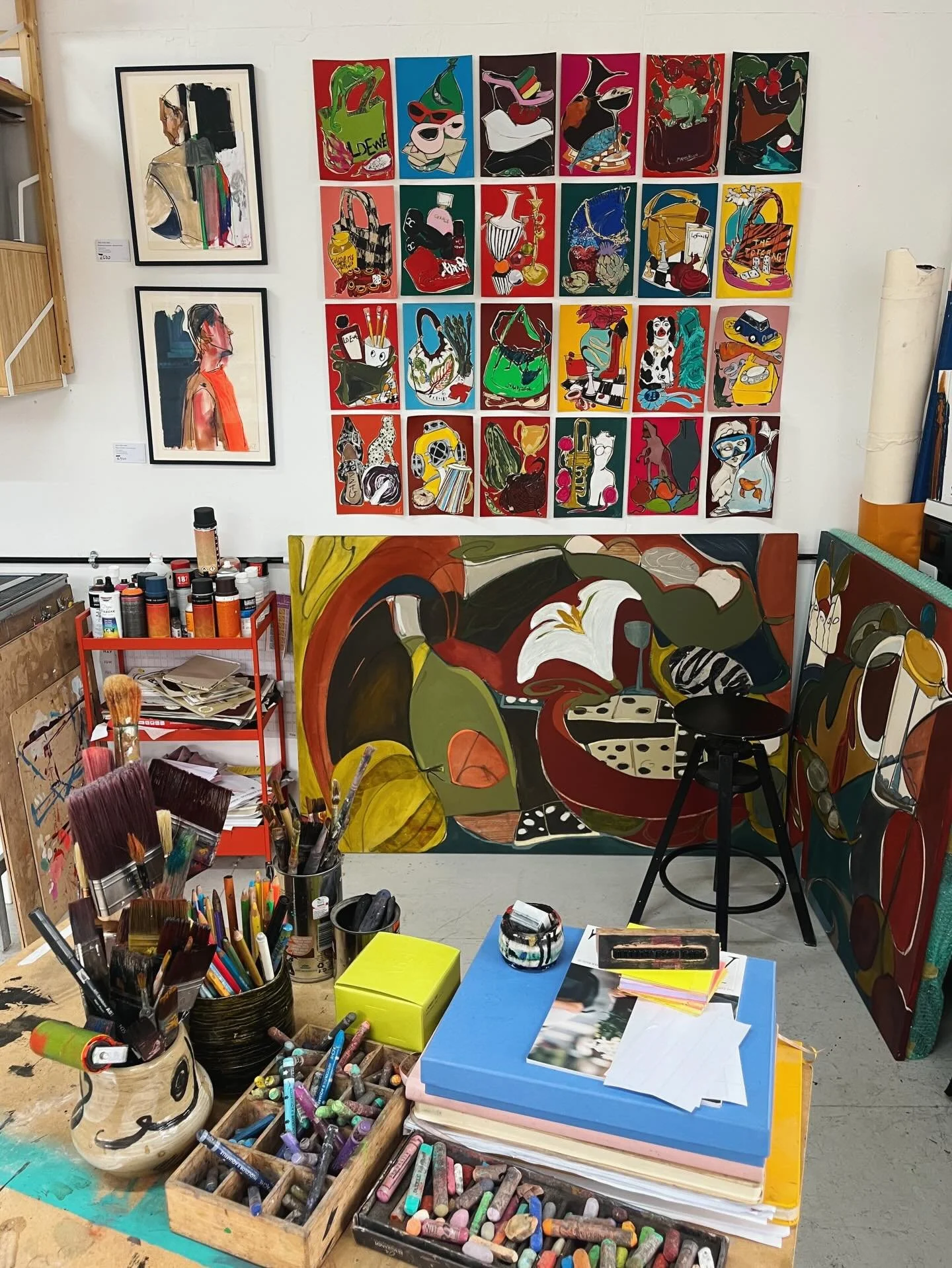 💫🎁🎄💘🥧✏️ 

(Don&rsquo;t even have the capacity to come up with a caption at this stage&hellip;where&rsquo;s the sofa at?😅)